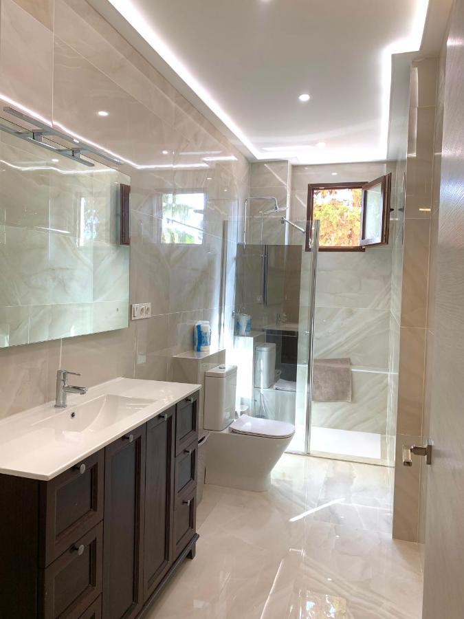 Amplia Vivienda New Para12 Pers A 4 Min Caminando De Playa Con Terraza, Piscina Com, Wifi, Ventiladores De Techo, Lavavajillas Roquetas de Mar Extérieur photo